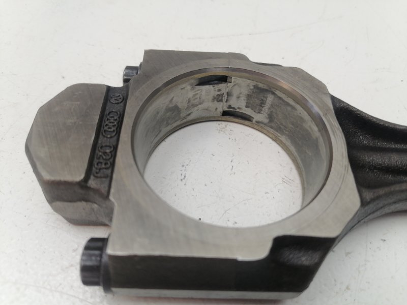 Шатун Volkswagen Transporter T4