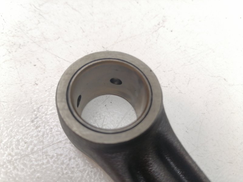 Шатун Volkswagen Transporter 028J T4