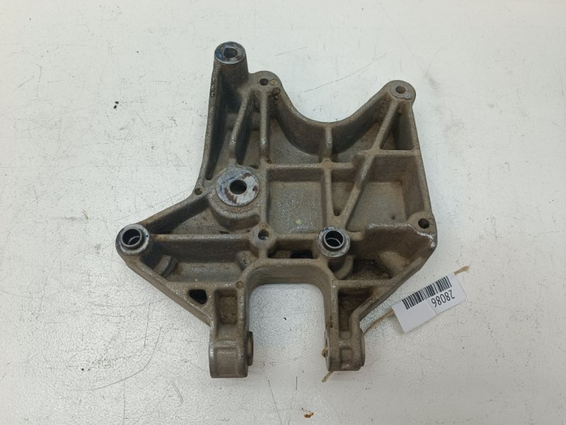 Кронштейн Лада Приора