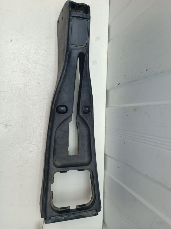 Консоль между сидений Ваз 2114