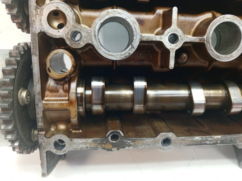 Крышка клапанов Volkswagen Golf