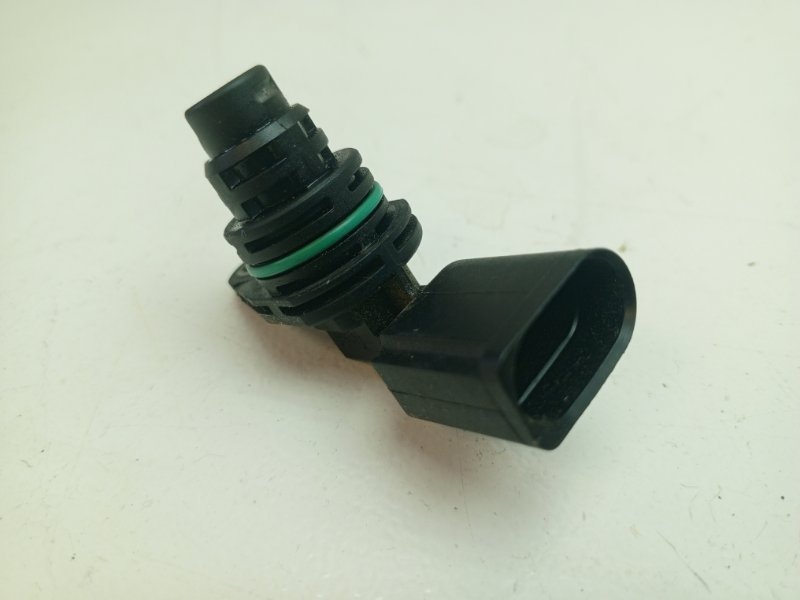 Датчик распредвала Volkswagen Golf