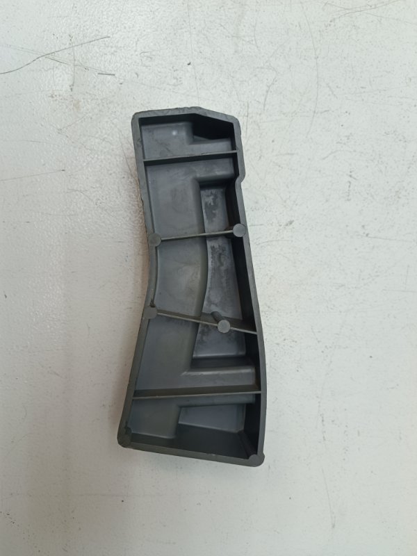 Держатель полки Ваз 1111