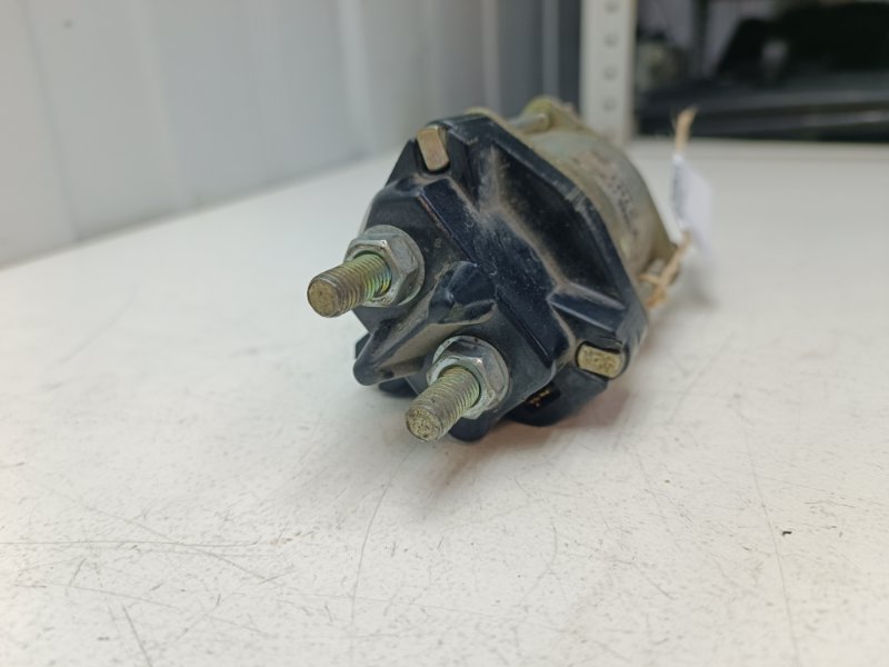 Втягивающее реле стартера Ваз 2101