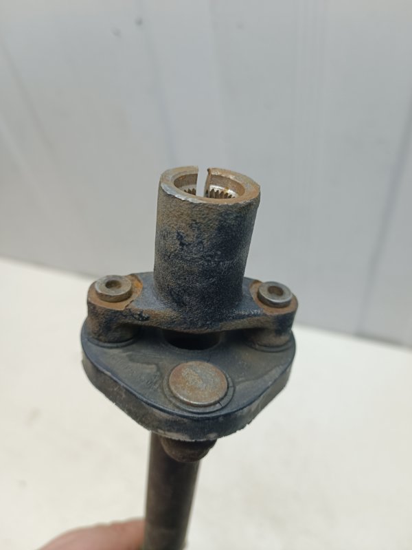 Рулевой карданчик Ваз 2108