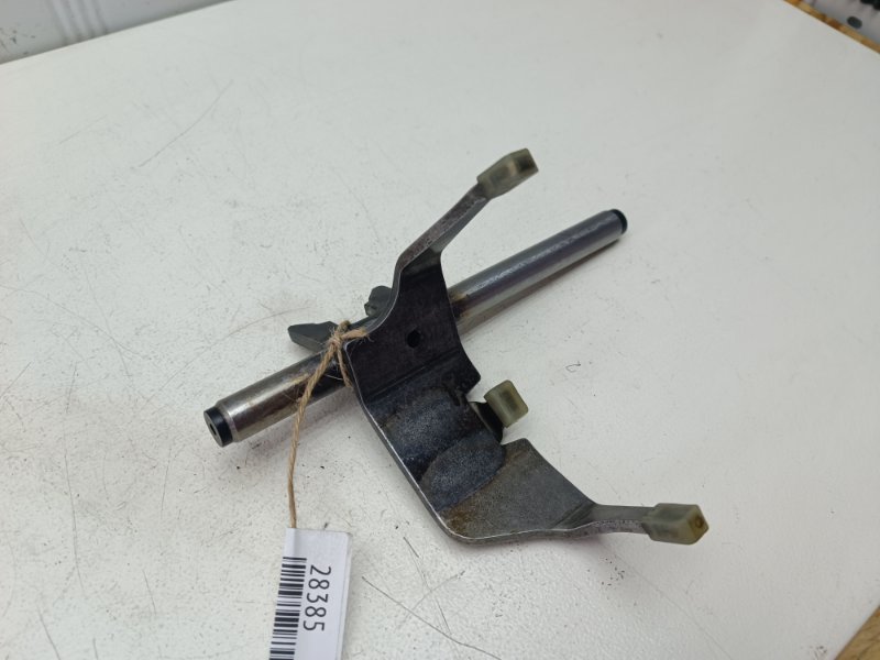 Вилка кпп Audi A3 2009 8P