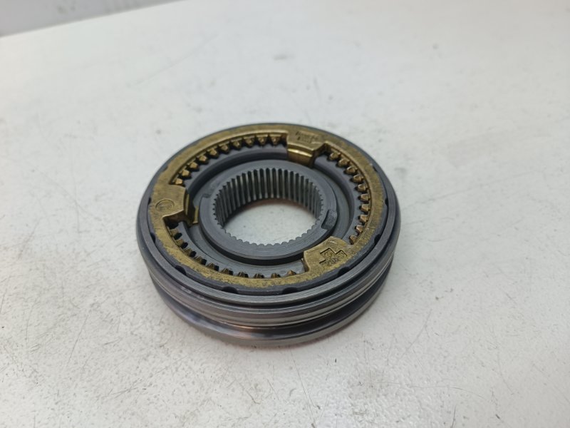 Муфта синхронизатора кпп Audi A4 2012 B8