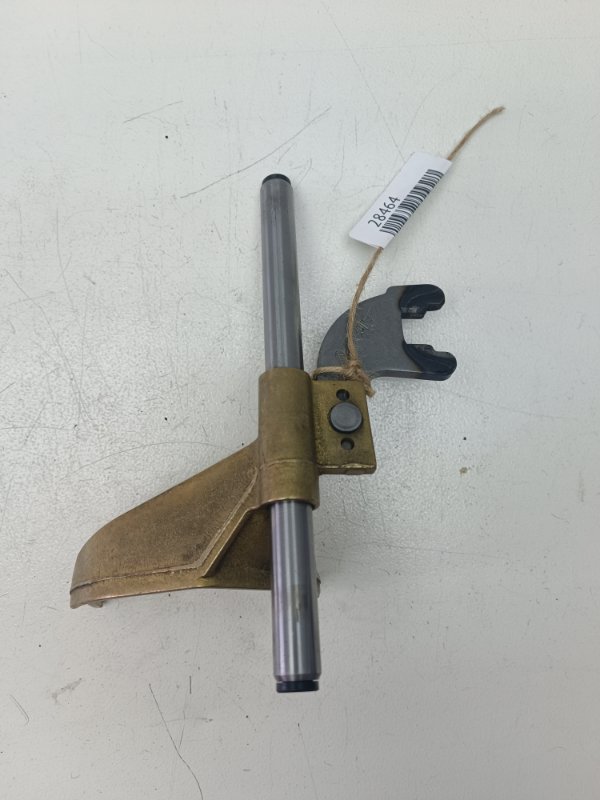 Вилка кпп VOLKSWAGEN Eos 2007