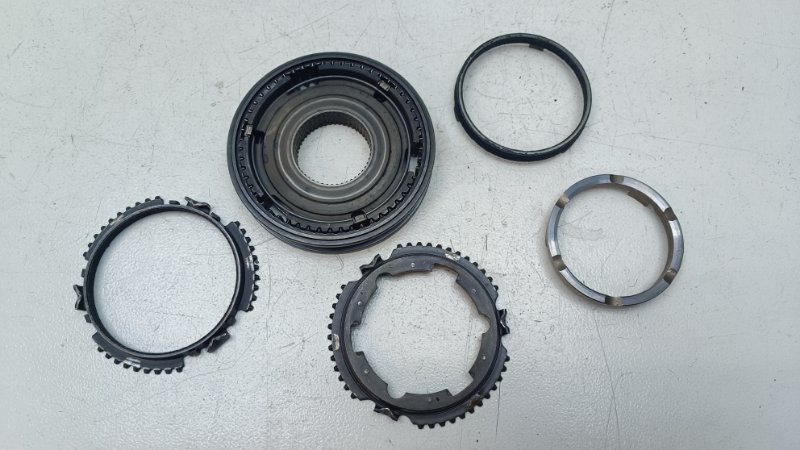 Муфта синхронизатора кпп Skoda SuperB 2012 NFP