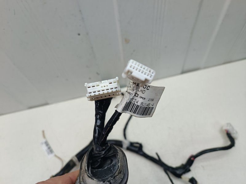 Проводка двери Nissan Note E11