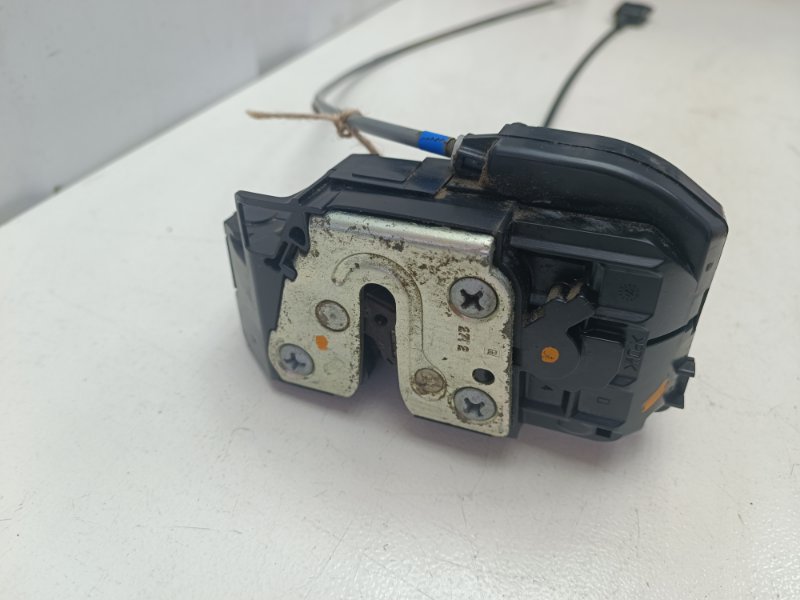 Замок двери Nissan Note E11