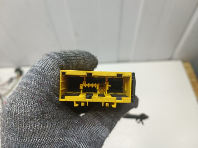 Проводка сиденья BMW X3 E83