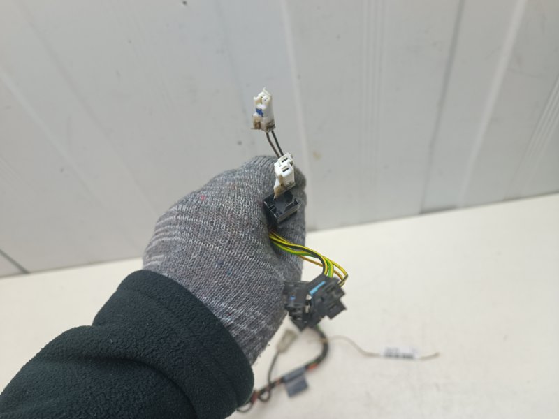 Проводка сиденья BMW X3 E83