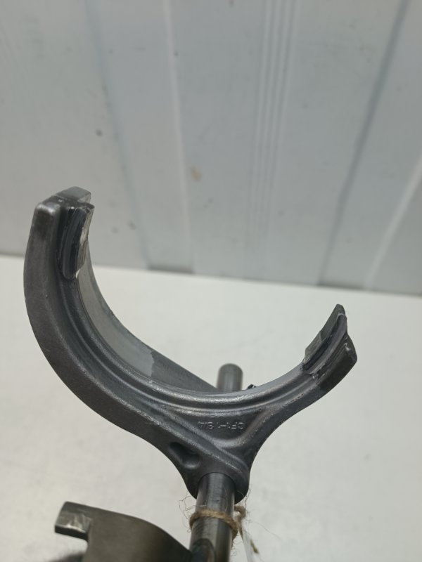 Вилка кпп Hyundai i30 2009 FD