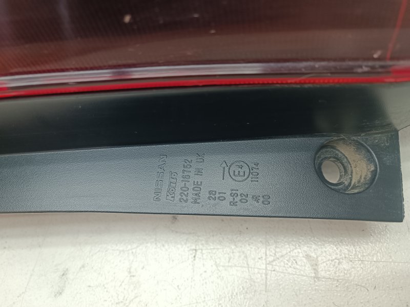 Фонарь Nissan Note E11