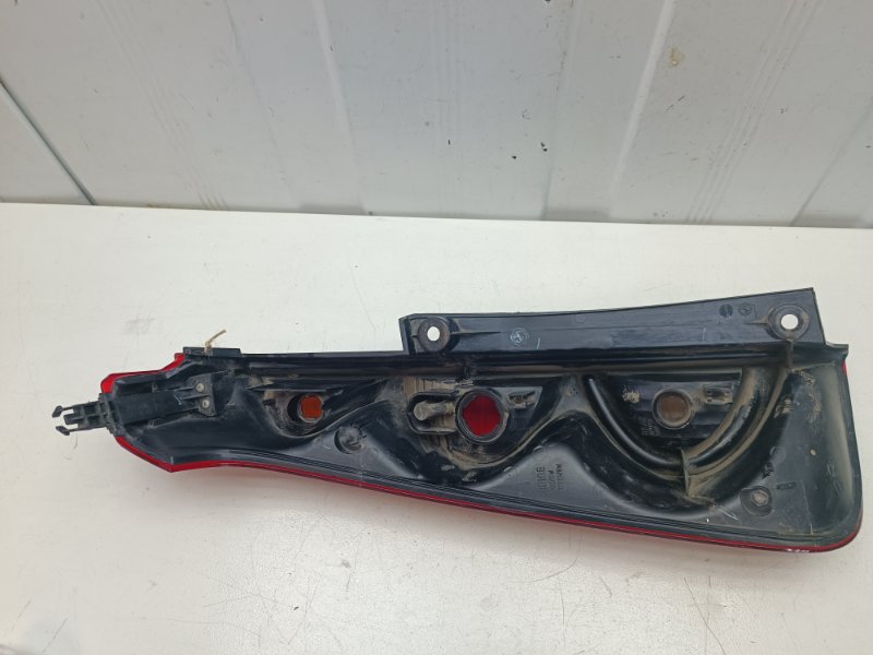 Фонарь Nissan Note E11