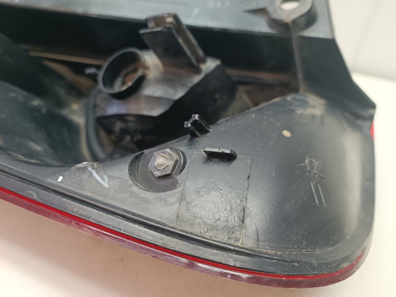 Фонарь Nissan Note E11