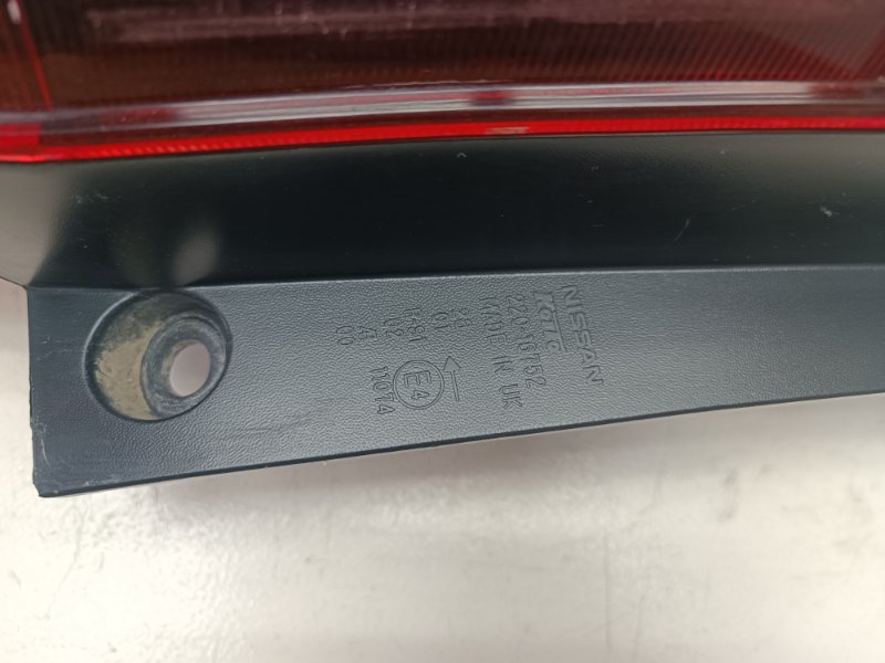 Фонарь Nissan Note E11