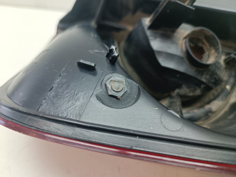 Фонарь Nissan Note E11