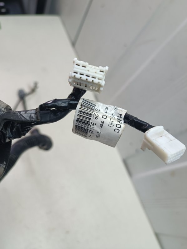 Проводка двери Nissan Note E11