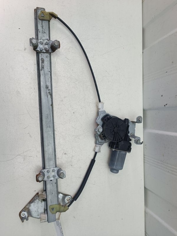 Стеклоподъемник Nissan Note E11