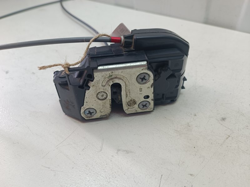 Замок двери Nissan Note E11