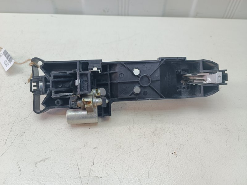 Кронштейн ручки двери Nissan Note E11