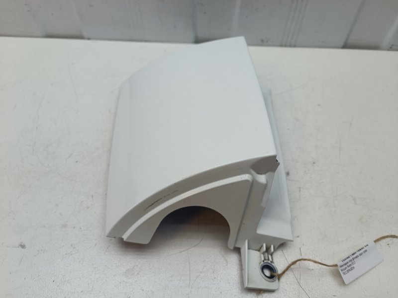 Накладка под фонарь Nissan Note E11