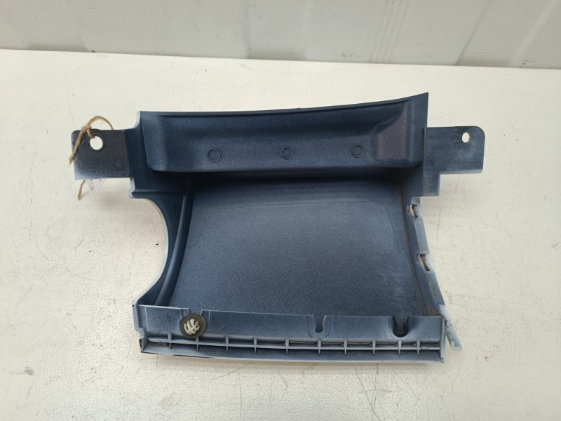 Накладка под фонарь Nissan Note E11