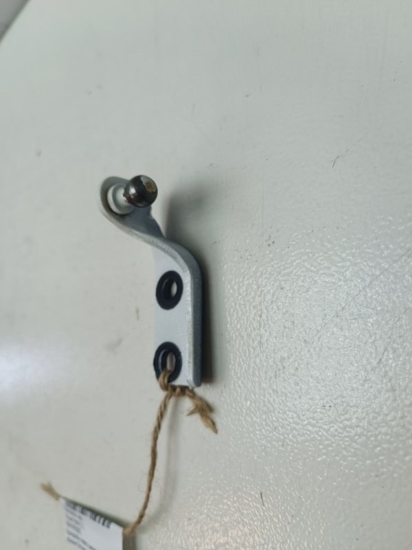 Кронштейн Nissan Note E11