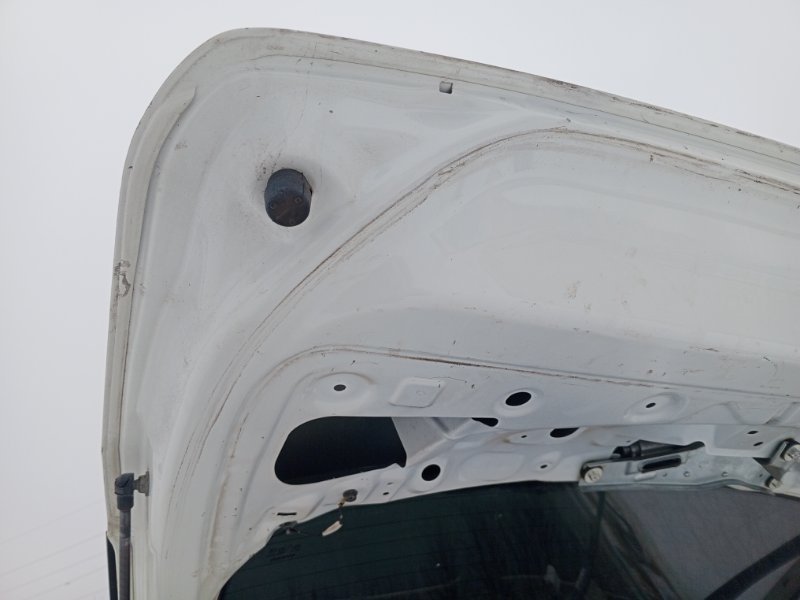 Дверь багажника Nissan Note E11