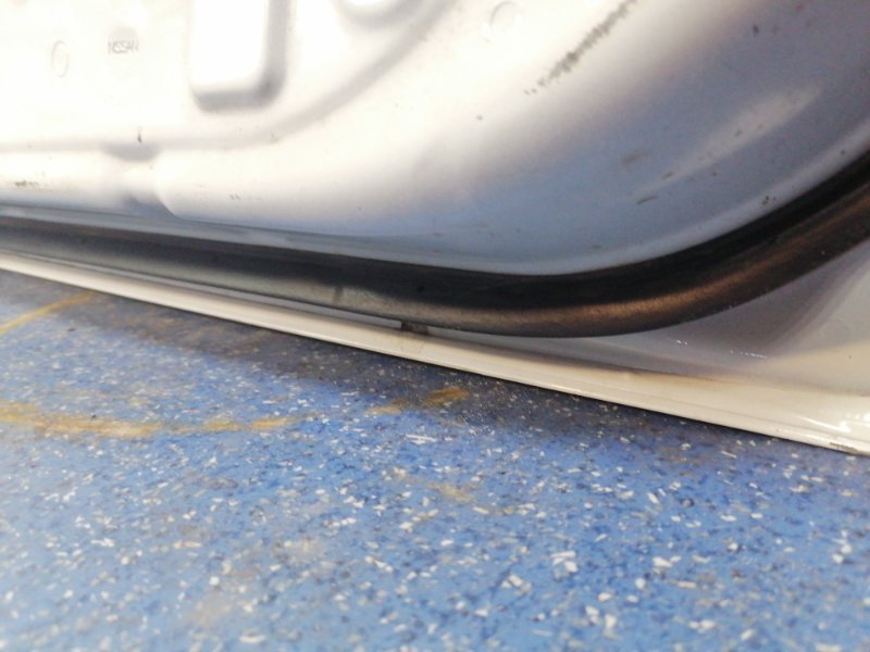 Дверь Nissan Note E11