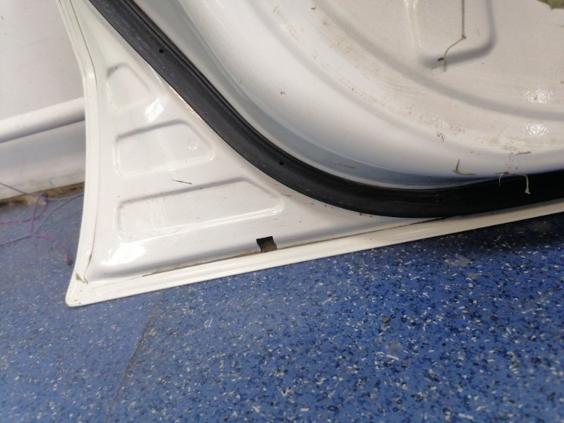 Дверь Nissan Note E11