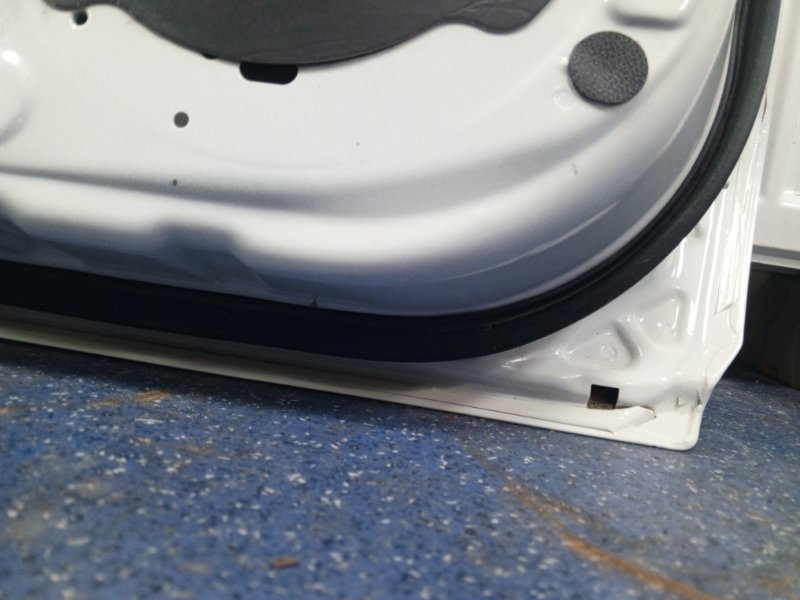 Дверь Nissan Note E11