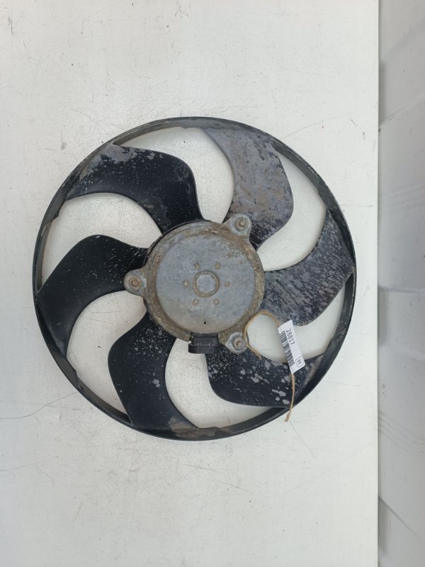 Вентилятор радиатора Nissan Note E11