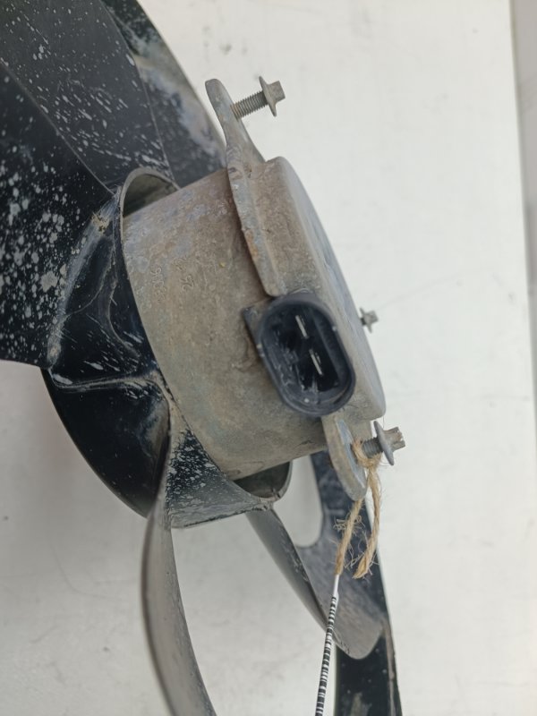 Вентилятор радиатора Nissan Note E11