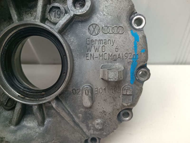 Корпус кпп Volkswagen Golf 2009 6