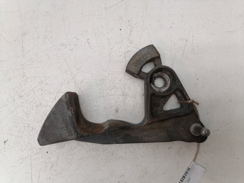 Рычаг выбора передач Volkswagen Golf 2009 6