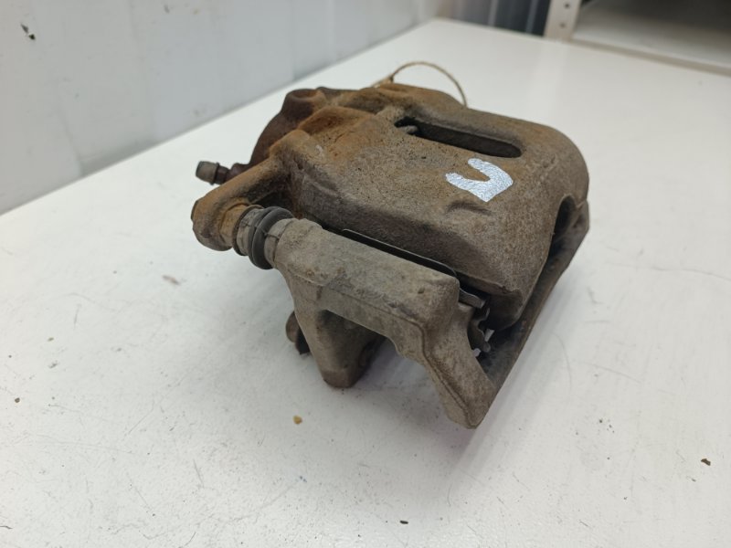 Суппорт Nissan Note E11