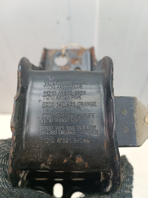 Подушка двигателя Nissan Note E11