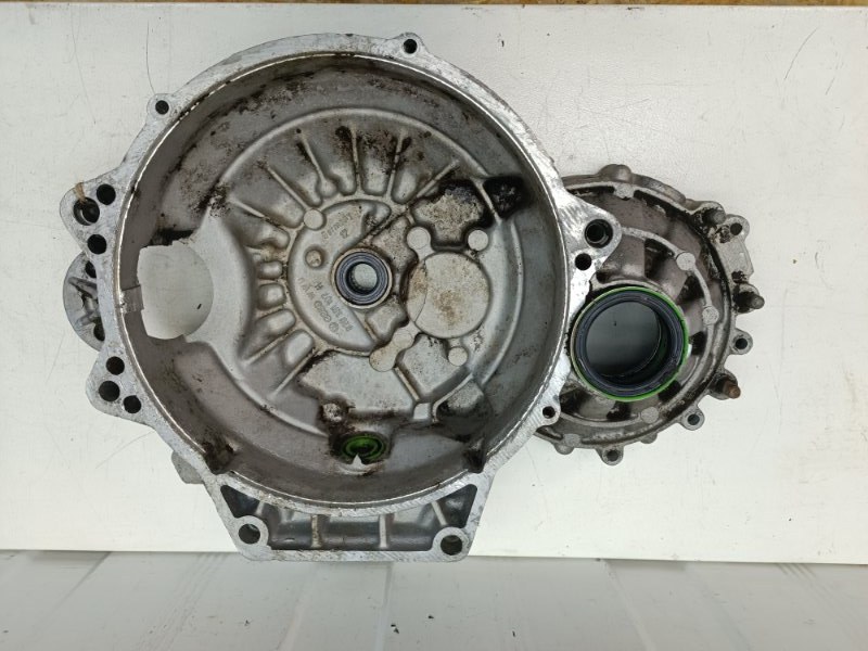 Корпус кпп VOLKSWAGEN Golf 2