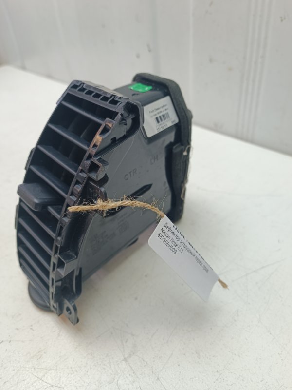 Дефлектор воздушный Nissan Note E11