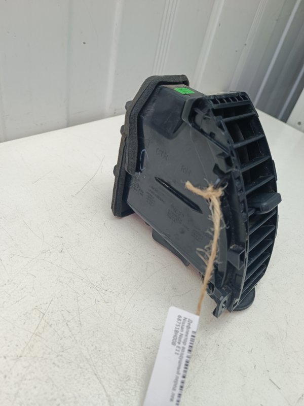 Дефлектор воздушный Nissan Note E11