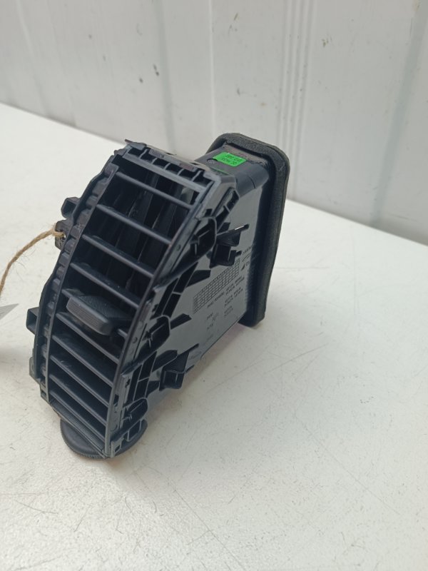 Дефлектор воздушный Nissan Note E11