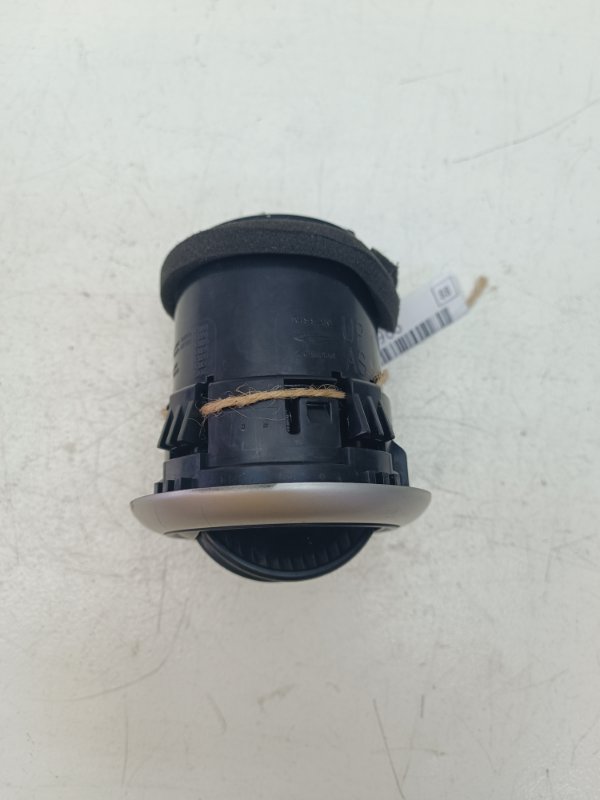 Дефлектор воздушный Nissan Note E11