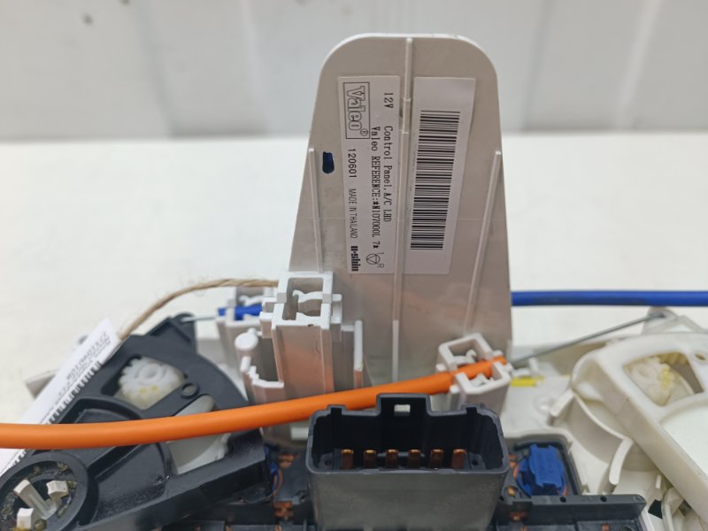 Блок управления климат-контролем Nissan Note E11