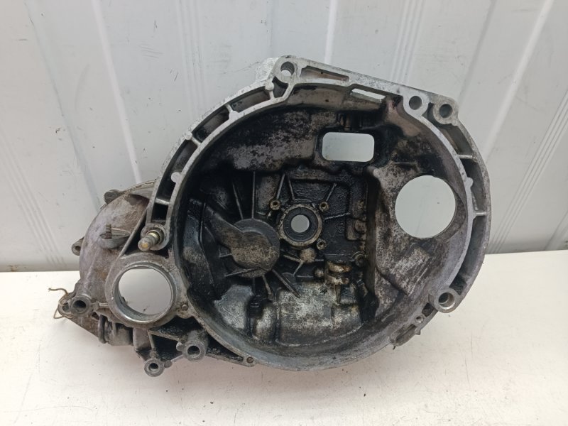 Картер мкпп ( колокол ) Лада Калина