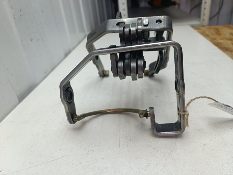 Механизм выбора передач Volkswagen Golf, Jetta 5