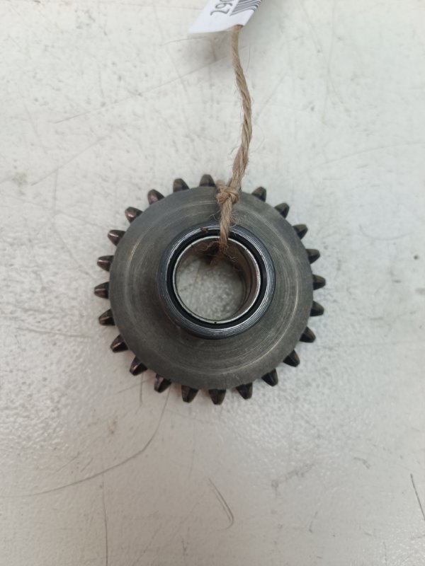 Шестерня заднего хода Volkswagen Golf, Jetta 5