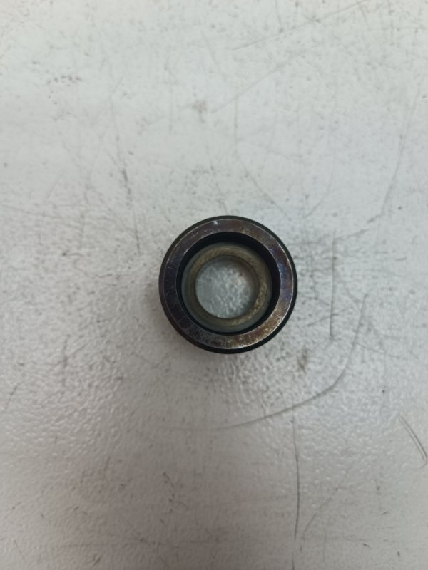 Втулка кпп Volkswagen Golf, Jetta 5